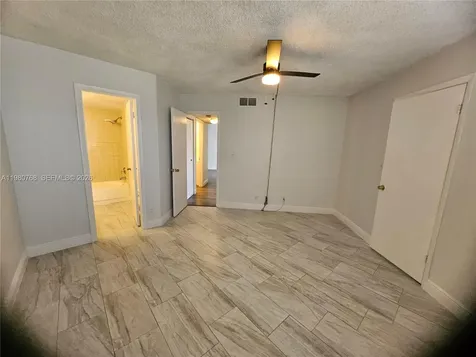 216 Lake Pointe Drive Oakland Park FL 33309