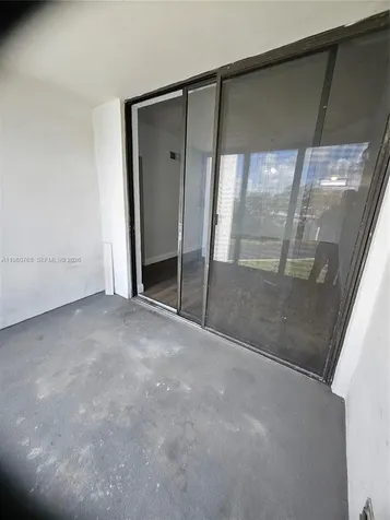 216 Lake Pointe Drive Oakland Park FL 33309