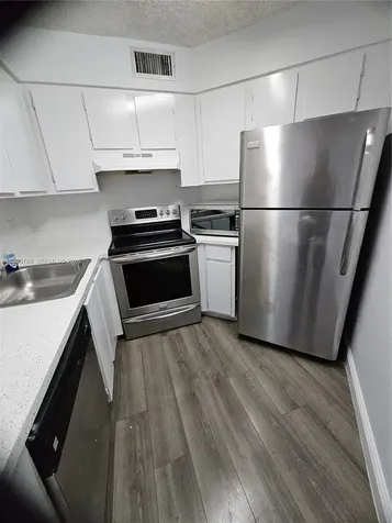 216 Lake Pointe Drive Oakland Park FL 33309