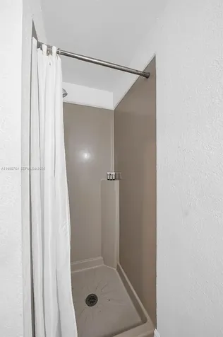 1044 SW 13th Court Miami FL 33135