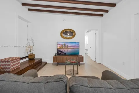 1044 SW 13th Court Miami FL 33135