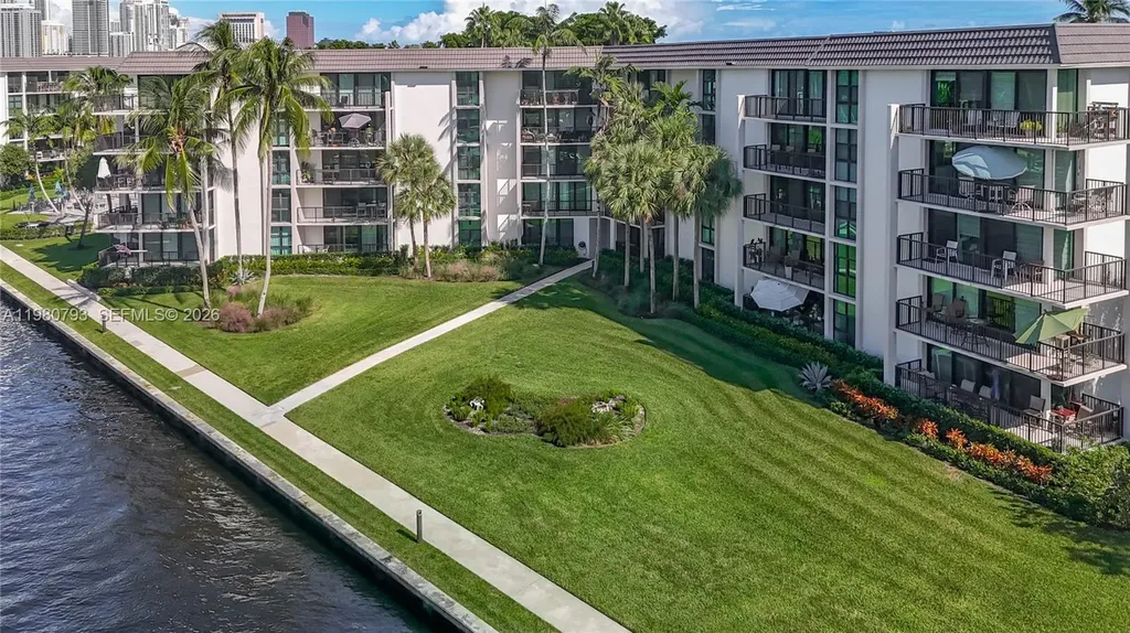1350 River Reach Drive Fort Lauderdale FL 33315