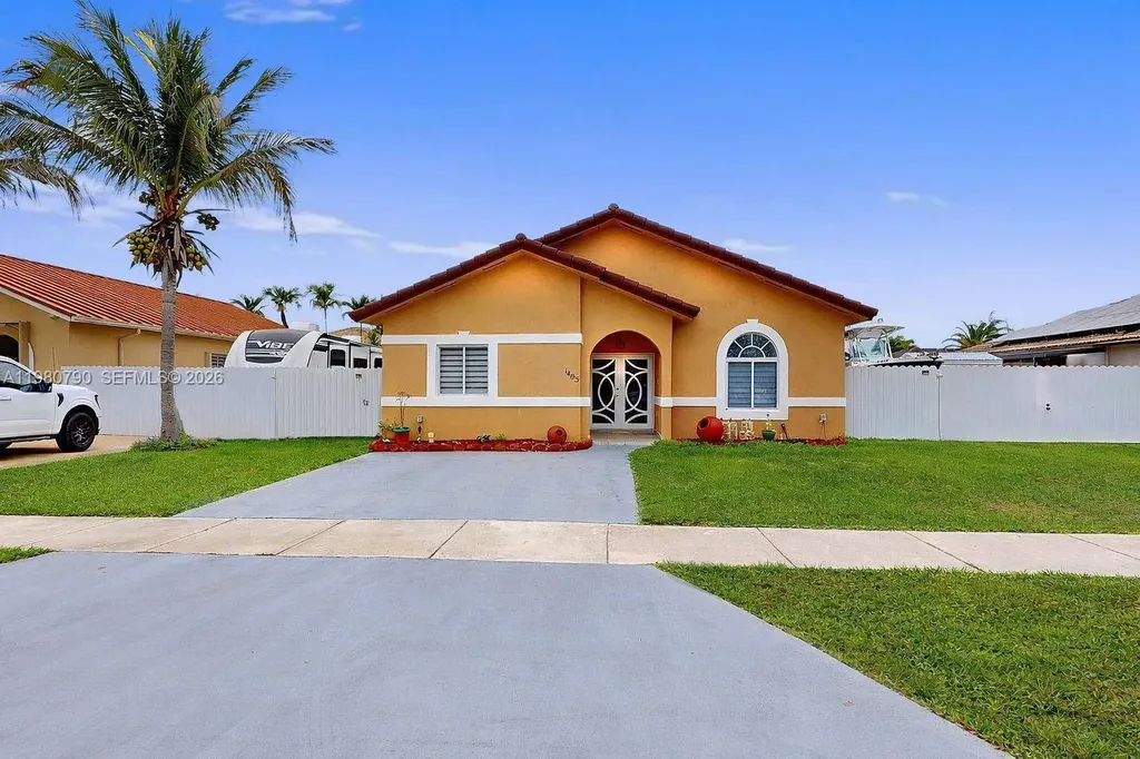 1405 SE 7th Street Homestead FL 33033