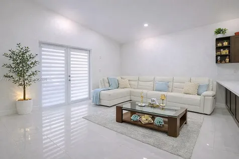 1405 SE 7th Street Homestead FL 33033