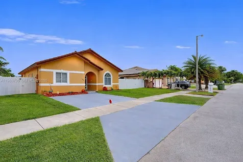 1405 SE 7th Street Homestead FL 33033