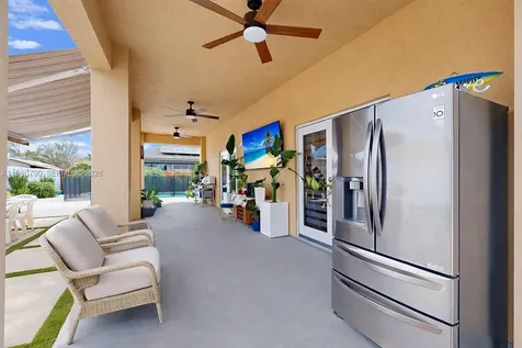 1405 SE 7th Street Homestead FL 33033