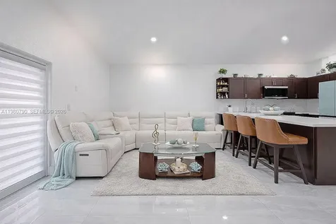 1405 SE 7th Street Homestead FL 33033