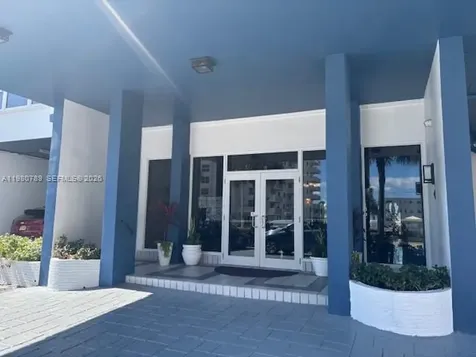 1400 S Ocean Drive Hollywood FL 33019