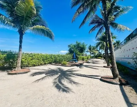 6039 Collins Avenue Miami Beach FL 33140