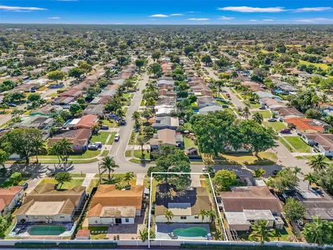 7971 NW 3rd Place Margate FL 33063
