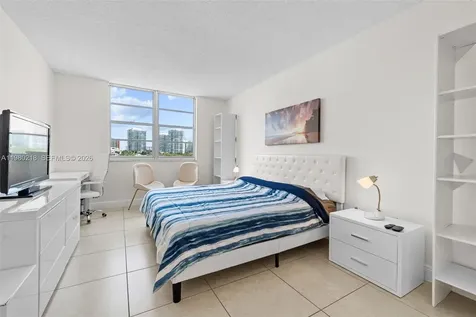 500 Bayview Drive Sunny Isles Beach FL 33160
