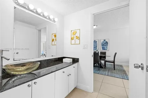 500 Bayview Drive Sunny Isles Beach FL 33160