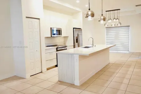 7925 NW 104th Avenue Doral FL 33178