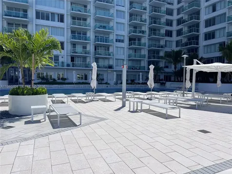 1000 West Avenue Miami Beach FL 33139