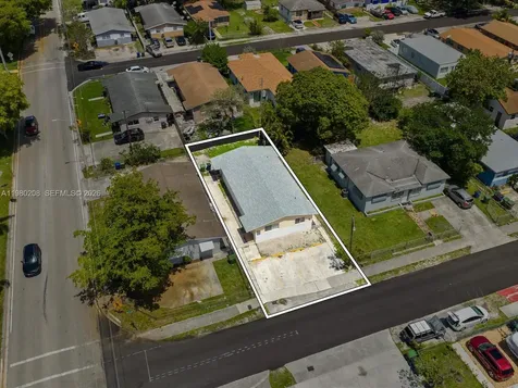 752 NW 3rd Court Hallandale Beach FL 33009