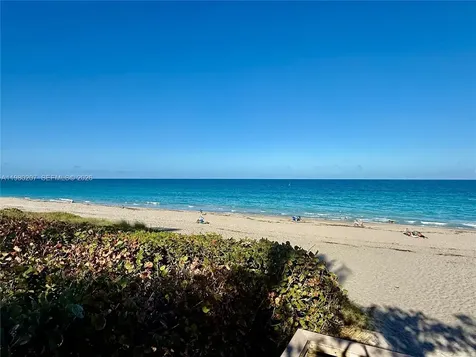 915 S Bay Colony Drive S Juno Beach FL 33408
