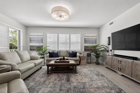 915 S Bay Colony Drive S Juno Beach FL 33408