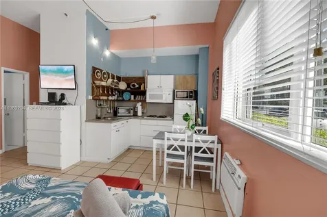 255 W 24th Street Miami Beach FL 33140