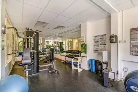 255 W 24th Street Miami Beach FL 33140