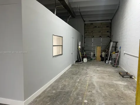 8416 NW 61st Street Miami FL 33166
