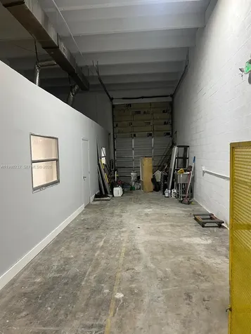 8416 NW 61st Street Miami FL 33166