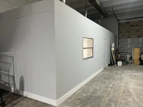 8416 NW 61st Street Miami FL 33166