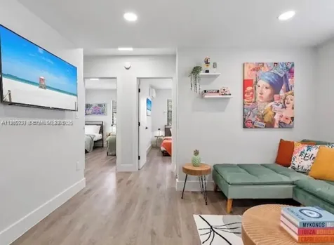 584 NW 30th Street Miami FL 33127