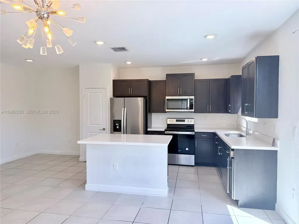 2418 SE 10th Court Homestead FL 33035
