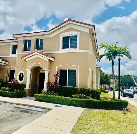 2418 SE 10th Court Homestead FL 33035