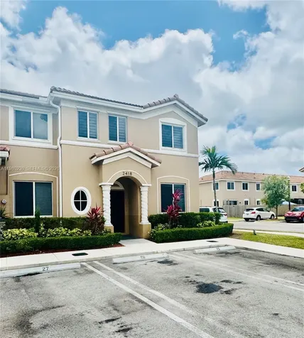 2418 SE 10th Court Homestead FL 33035