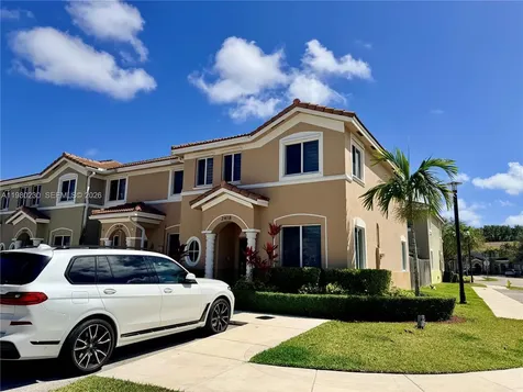 2418 SE 10th Court Homestead FL 33035
