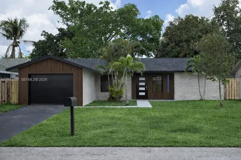 4020 NW 93rd Way Sunrise FL 33351