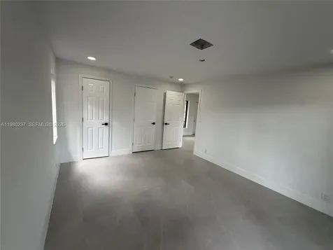 4020 NW 93rd Way Sunrise FL 33351
