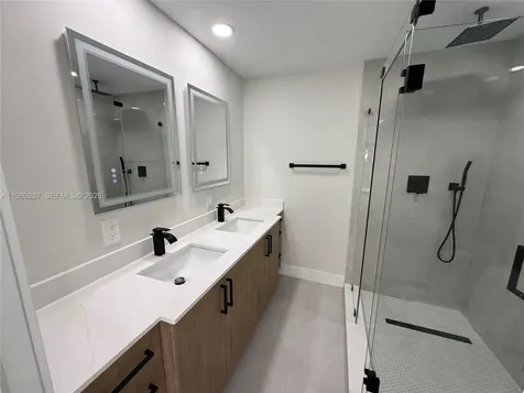 4020 NW 93rd Way Sunrise FL 33351