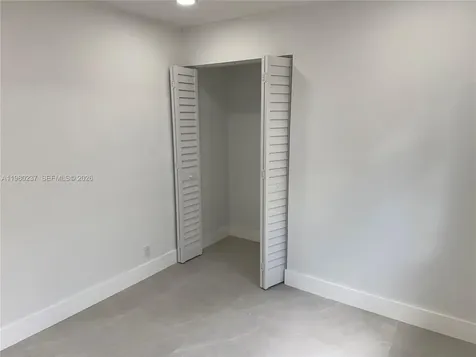 4020 NW 93rd Way Sunrise FL 33351