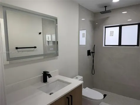 4020 NW 93rd Way Sunrise FL 33351