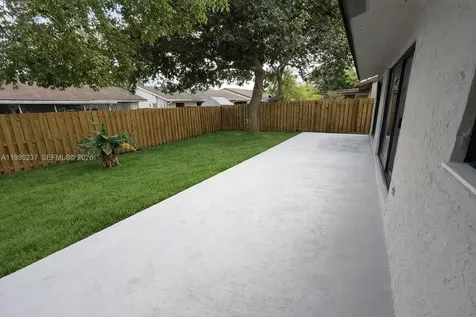 4020 NW 93rd Way Sunrise FL 33351