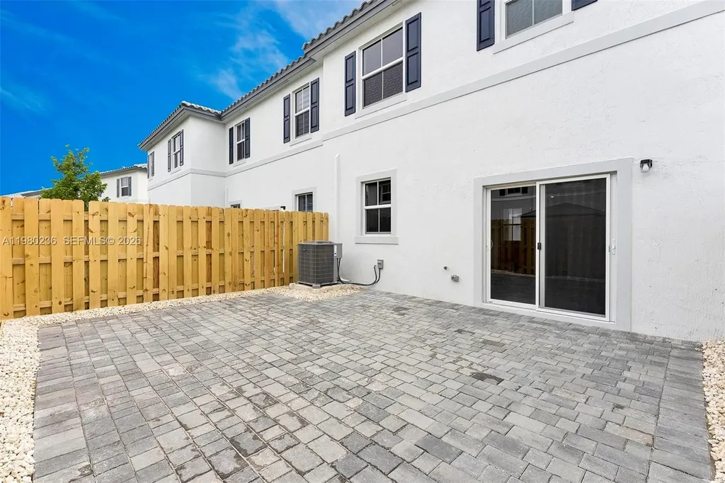 11925 NW 46th Street Coral Springs FL 33076