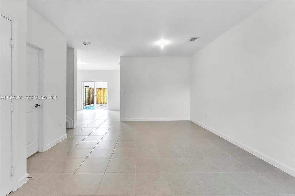 11925 NW 46th Street Coral Springs FL 33076