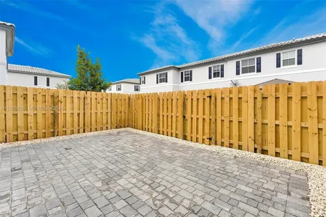 11925 NW 46th Street Coral Springs FL 33076