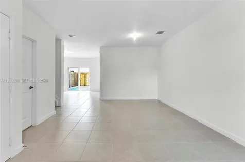 11925 NW 46th Street Coral Springs FL 33076
