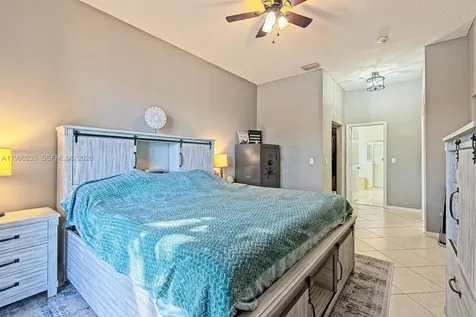1921 SE 16 Avenue Homestead FL 33035