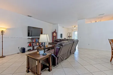 1921 SE 16 Avenue Homestead FL 33035