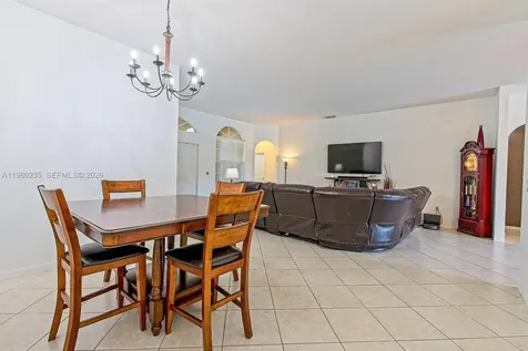 1921 SE 16 Avenue Homestead FL 33035