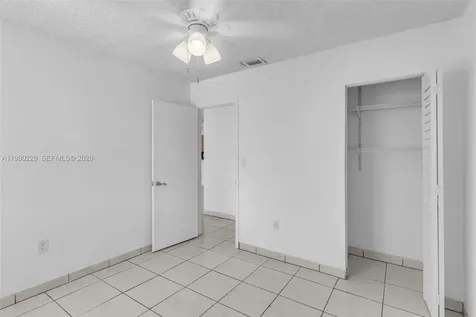 15421 SW 81st Circle Lane Miami FL 33193
