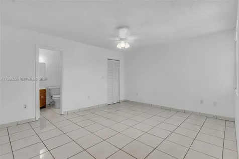 15421 SW 81st Circle Lane Miami FL 33193