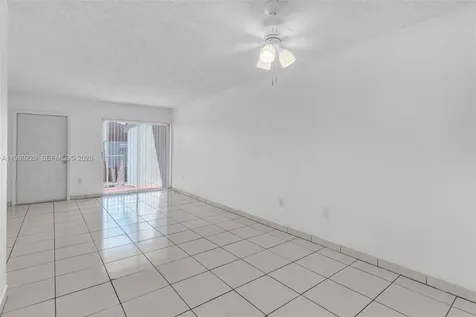15421 SW 81st Circle Lane Miami FL 33193