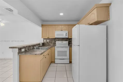 15421 SW 81st Circle Lane Miami FL 33193