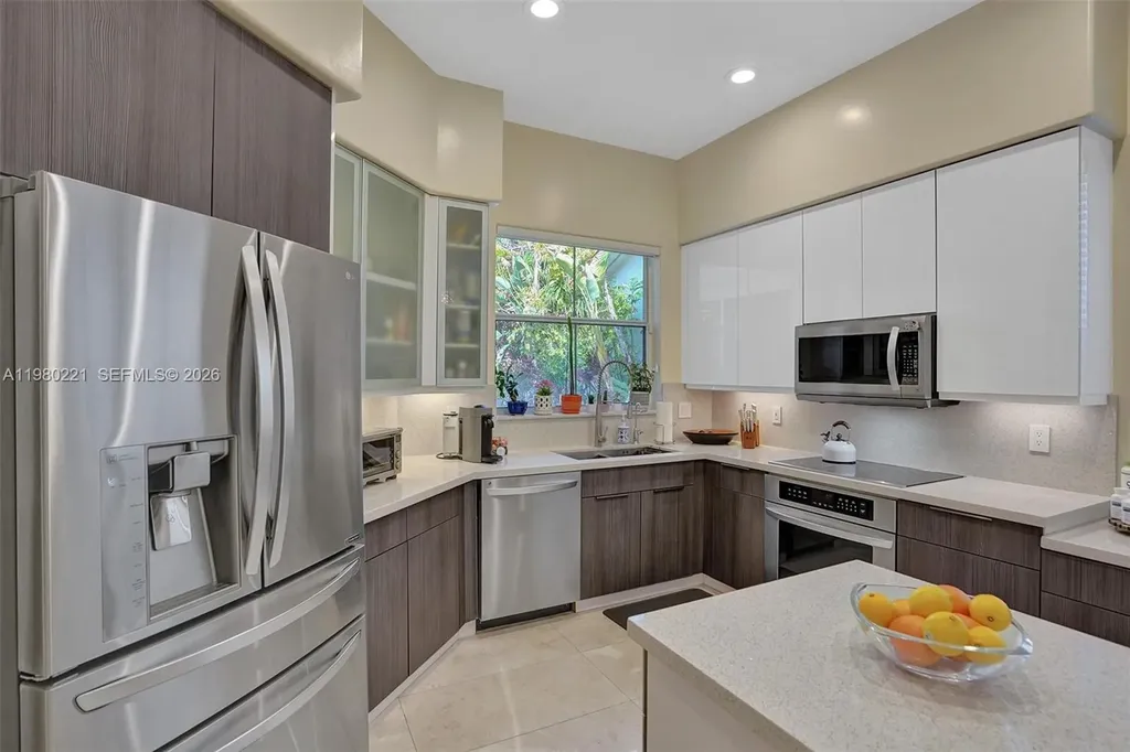 1529 Shoreline Way Hollywood FL 33019