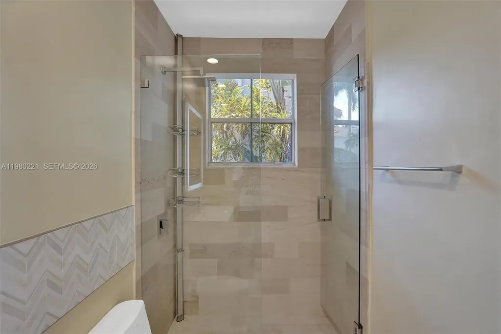 1529 Shoreline Way Hollywood FL 33019